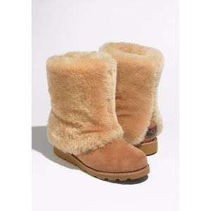 UGG® Australia 'Maylin' Boot Size 7 NEW